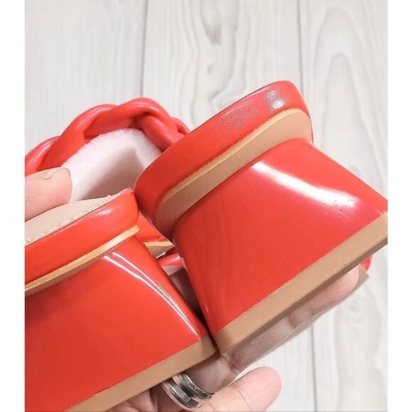 (56-4218) Women's Slide Sandals Sz 6 - Picture 7 of 8